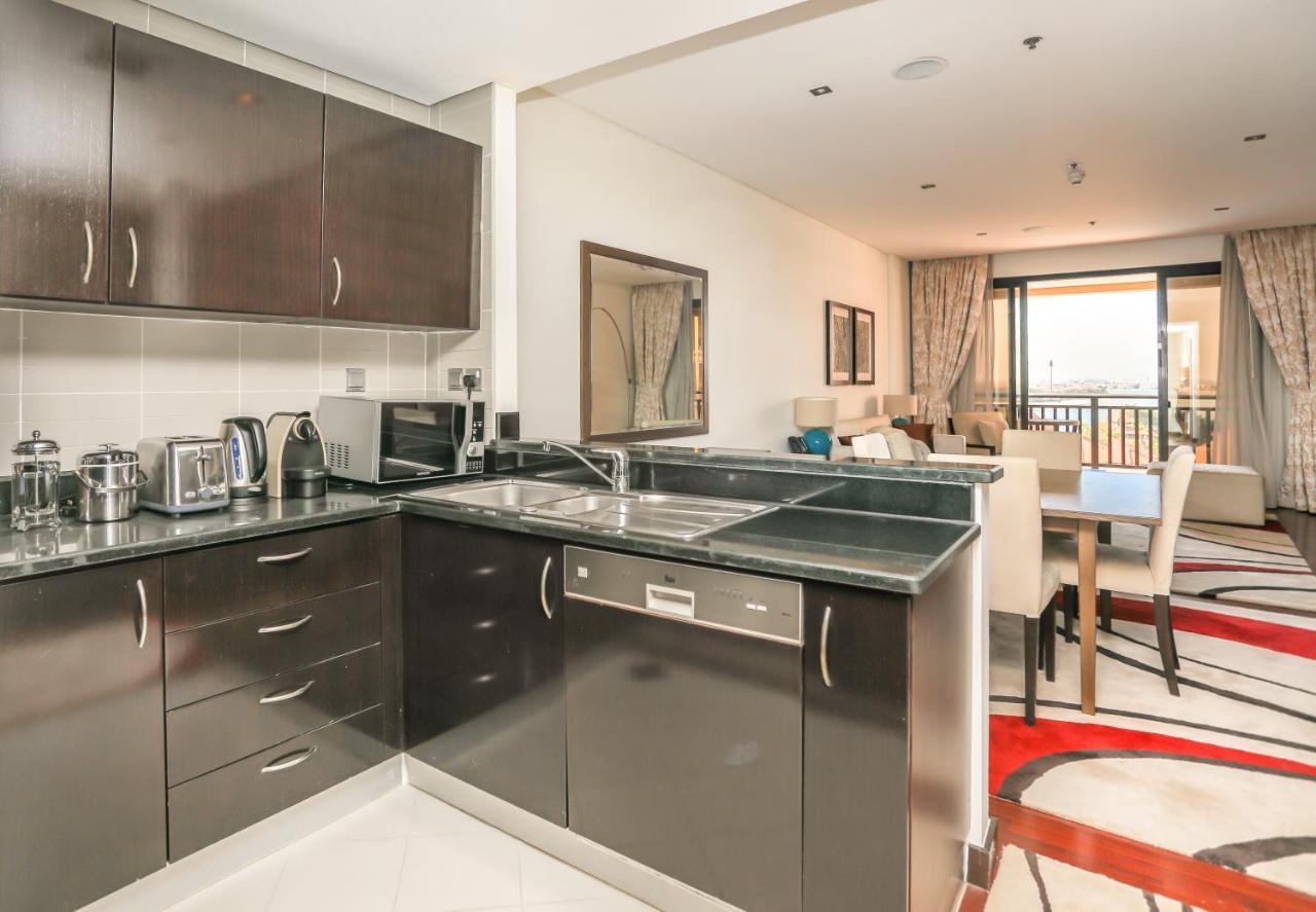 Signature Living Resort Apartments With Private Beach And Laguna Pool , Palm Jumeirah Dubaï Extérieur photo