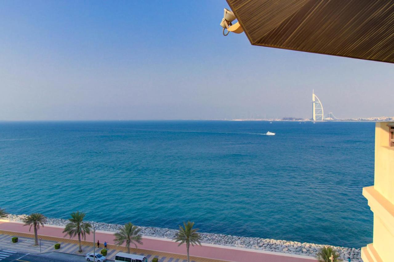 Signature Living Resort Apartments With Private Beach And Laguna Pool , Palm Jumeirah Dubaï Extérieur photo