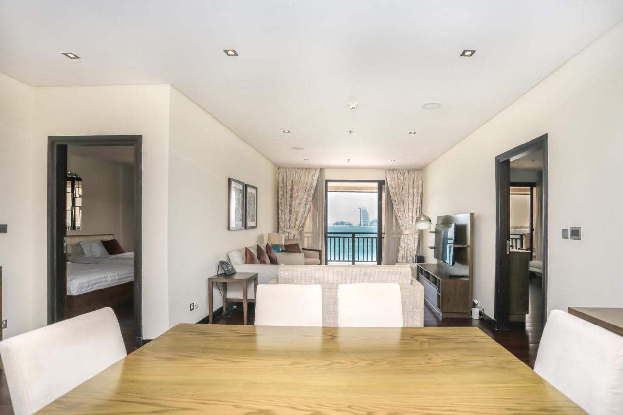 Signature Living Resort Apartments With Private Beach And Laguna Pool , Palm Jumeirah Dubaï Extérieur photo