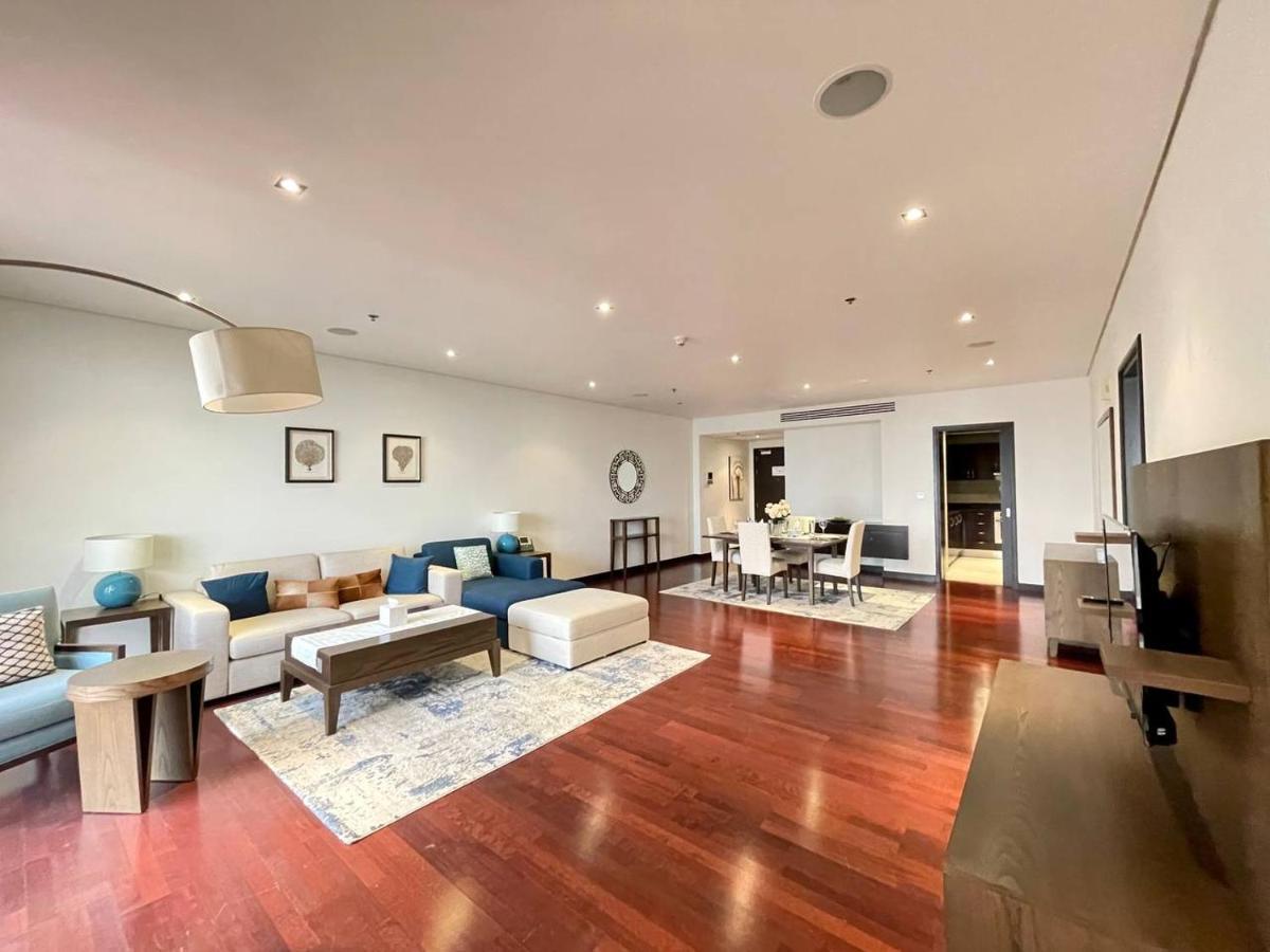 Signature Living Resort Apartments With Private Beach And Laguna Pool , Palm Jumeirah Dubaï Extérieur photo