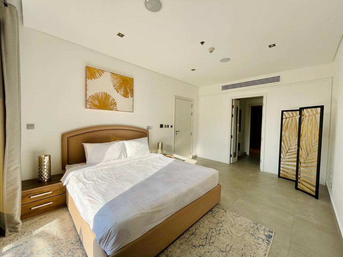 Signature Living Resort Apartments With Private Beach And Laguna Pool , Palm Jumeirah Dubaï Extérieur photo